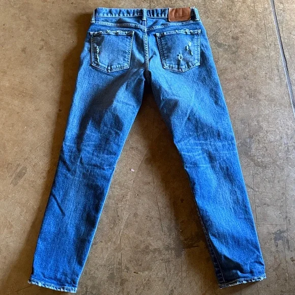 MOUSSY VINTAGEBRIDGEVILLE SLIM STRAIGHT distressed jeans XS